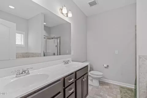Bath - 40 Heron Pt Way, Garner, NC 27529 photo 2 of 4
