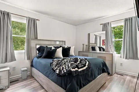 Bedroom - 9 Cairn Ct, Durham, NC 27705 photo 1 of 4