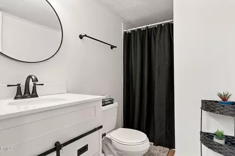 Bath - 9 Cairn Ct, Durham, NC 27705 photo 2 of 2