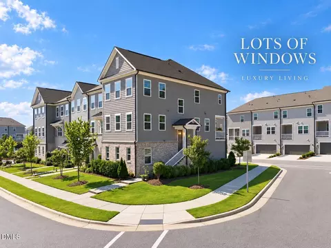 625 Amaranth Dr, Cary, NC 27519