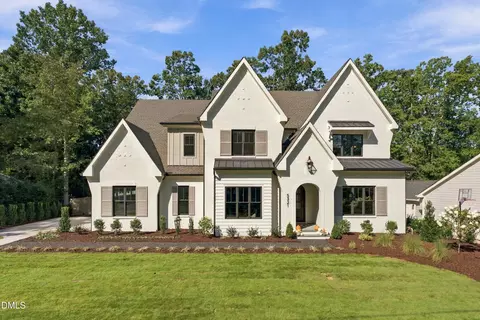 5321 Inglewood Ln, Raleigh, NC 27609