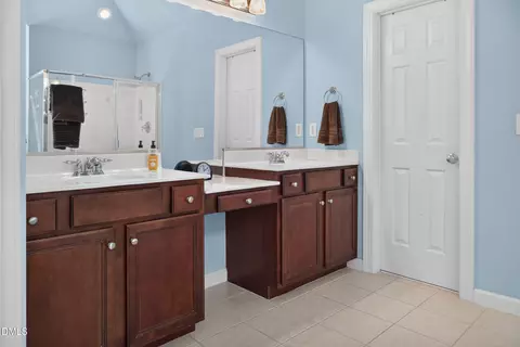 Bath - 6108 Tiffield Way, Wake Forest, NC 27587 photo 2 of 11