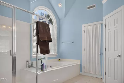 Bath - 6108 Tiffield Way, Wake Forest, NC 27587 photo 5 of 11
