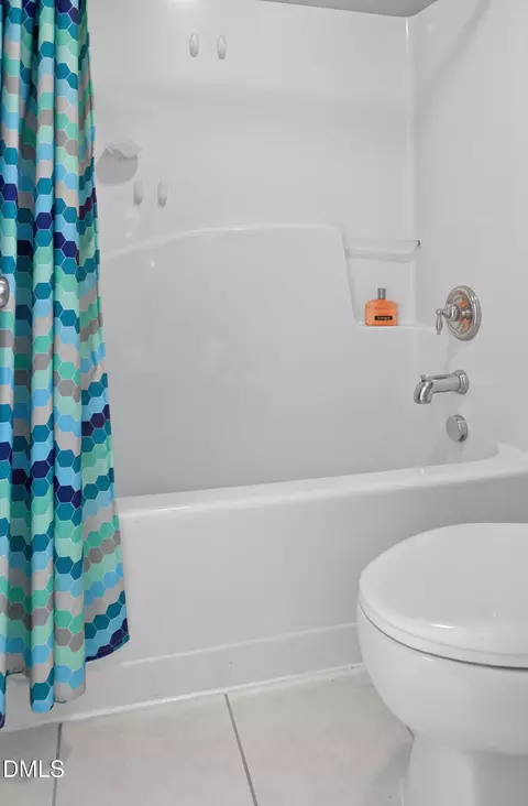 Bath - 6108 Tiffield Way, Wake Forest, NC 27587 photo 10 of 11
