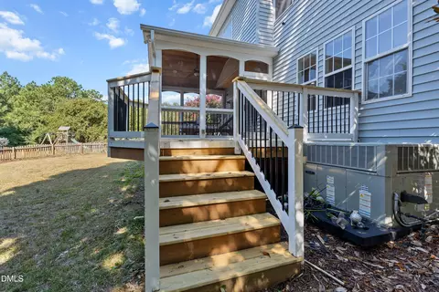 Exterior - 5812 Catskill Ct, Durham, NC 27713 photo 7 of 13