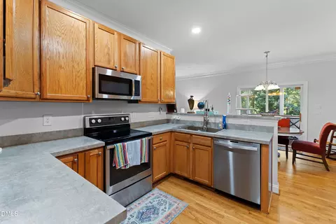 Kitchen - 5812 Catskill Ct, Durham, NC 27713 photo 2 of 6