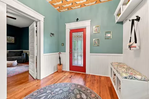 Entry Way - 1814 Vale St, Durham, NC 27703 photo 2 of 8