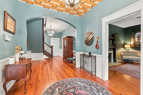 Entry Way - 1814 Vale St, Durham, NC 27703 photo 3 of 8