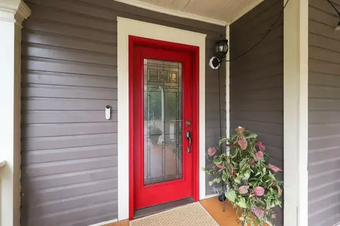 Entry Way - 1814 Vale St, Durham, NC 27703 photo 1 of 8