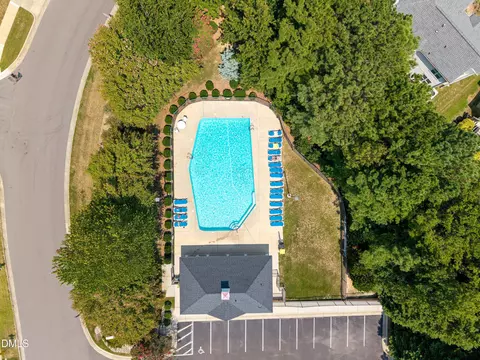 Exterior - 711 Midsummer Ln, Apex, NC 27502 photo 3 of 6