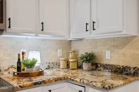 Kitchen - 711 Midsummer Ln, Apex, NC 27502 photo 10 of 10