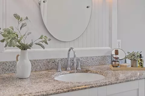 Bath - 711 Midsummer Ln, Apex, NC 27502 photo 5 of 8