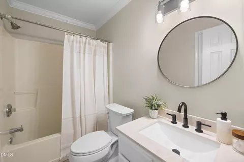 Bath - 711 Midsummer Ln, Apex, NC 27502 photo 7 of 8