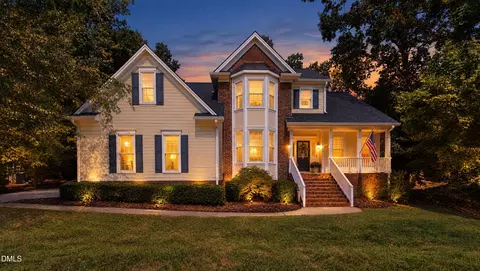 100 Leblanc Ct, Cary, NC 27513