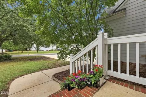 Exterior - 6 Sydenham Rd, Durham, NC 27713 photo 6 of 10