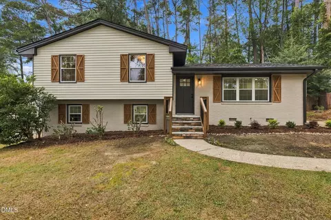 3605 Woodlea Dr, Raleigh, NC 27604