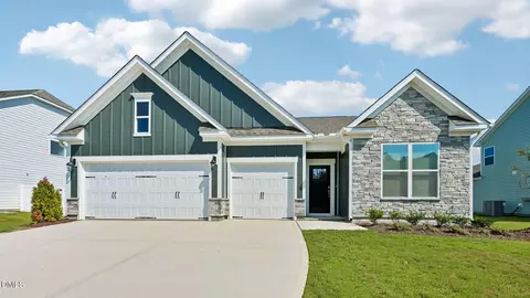 283 Greenwillow Dr, Fuquay Varina, NC 27526