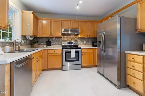 Kitchen - 1513 Solunar Ct, Wake Forest, NC 27587 photo 2 of 2