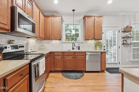 Kitchen - 78 Carson Dr, Garner, NC 27529 photo 4 of 7