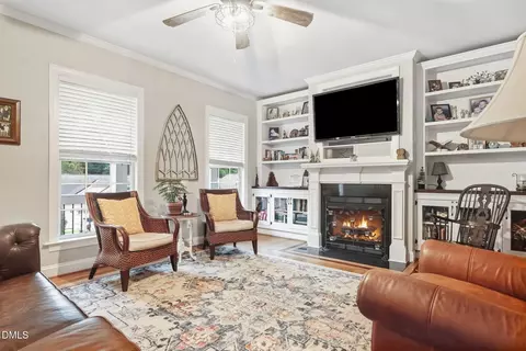 Living - 78 Carson Dr, Garner, NC 27529 photo 2 of 4
