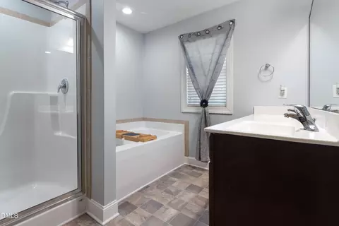 Bath - 58 Trailblazer Ln, Garner, NC 27529 photo 1 of 3
