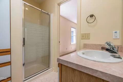 Bath - 4508 Rogers Rd, Durham, NC 27703 photo 5 of 5