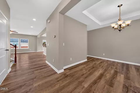 Entry Way - 10 Crawford Ct, Durham, NC 27703 photo 2 of 3