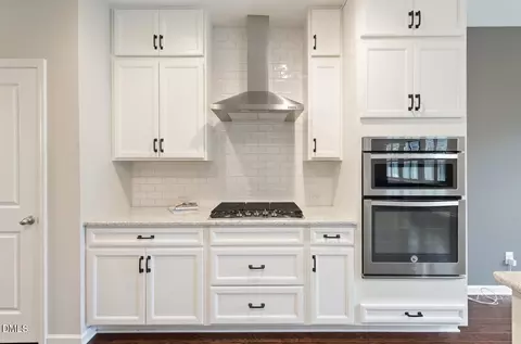 Kitchen - 369 Papyrus Pl, Hillsborough, NC 27278 photo 2 of 5