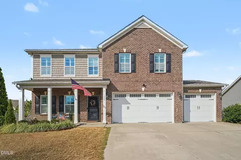 1000 Harvest Point Dr, Fuquay Varina, NC 27526