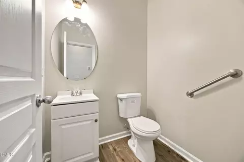 Bath - 1 Dawson Ct, Durham, NC 27703 photo 1 of 4