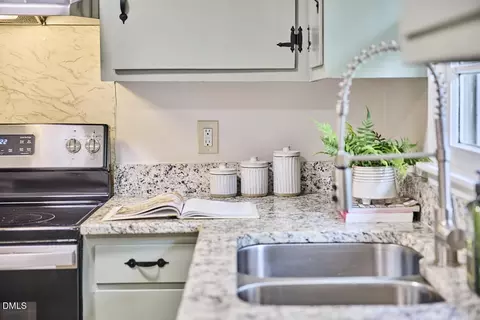 Kitchen - 1204 E Oak Dr, Durham, NC 27712 photo 3 of 6