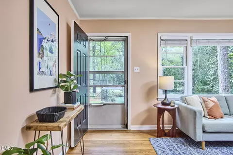 Entry Way - 1204 E Oak Dr, Durham, NC 27712 photo 1 of 3