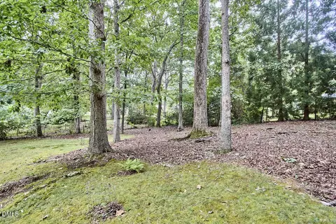 Exterior - 1204 E Oak Dr, Durham, NC 27712 photo 7 of 8
