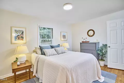 Bedroom - 1204 E Oak Dr, Durham, NC 27712 photo 2 of 3
