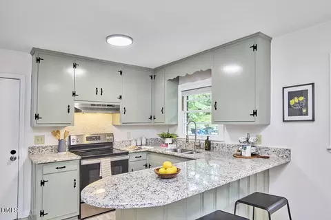 Kitchen - 1204 E Oak Dr, Durham, NC 27712 photo 2 of 6