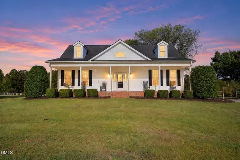 3971 River Rd, Fuquay Varina, NC 27526