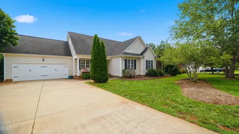 109 Cale Dr, Burlington, NC 27215