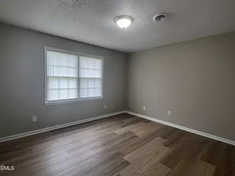 505 Elizabeth St, Selma, NC 27576 photo 6