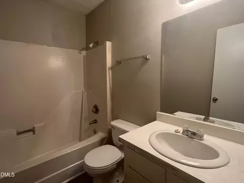 505 Elizabeth St, Selma, NC 27576 photo 9