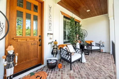 Exterior - 8540 Seldom Seen Pl, Wake Forest, NC 27587 photo 11 of 18
