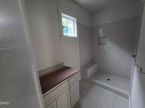 Bath - 612 Hemlock Ave, Durham, NC 27707 photo 1 of 4