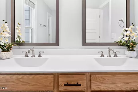 Bath - 248 Kavanaugh Rd, Wake Forest, NC 27587 photo 2 of 4