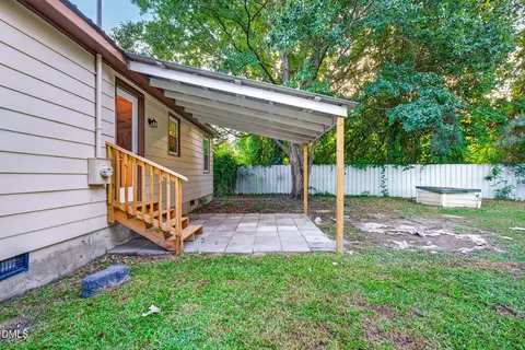 Exterior - 935 Maynard Rd, Godwin, NC 28344 photo 5 of 11