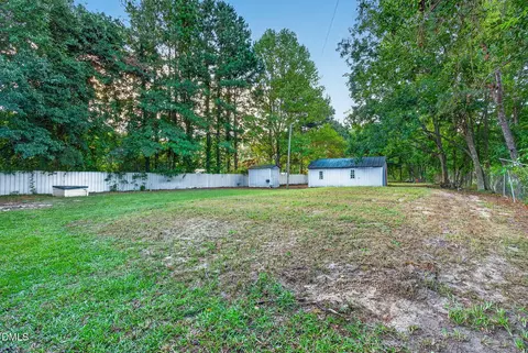Exterior - 935 Maynard Rd, Godwin, NC 28344 photo 6 of 11
