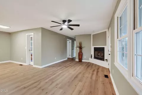 Living - 935 Maynard Rd, Godwin, NC 28344 photo 2 of 3