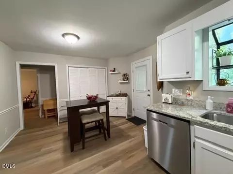 Kitchen - 111 Fox Run, Henderson, NC 27536 photo 1 of 4