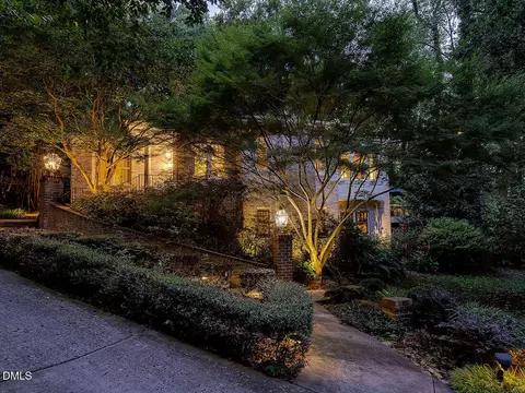 2845 Claremont Rd, Raleigh, NC 27608