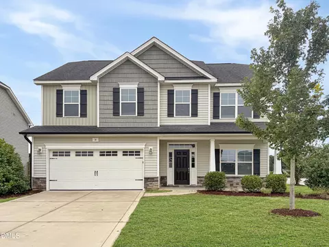 14 National Dr, Clayton, NC 27527