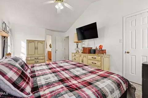 Bedroom - 105 Huckleberry Ct, Willow Spring, NC 27592 photo 4 of 8