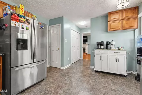 Entry Way - 105 Huckleberry Ct, Willow Spring, NC 27592 photo 3 of 3